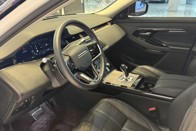 Used Land Rover Range Evoque 2021 Range Rover Velar 249 PS R-Dynamic S Performance Edition Interior 5