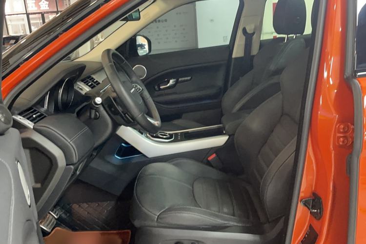 Used Land Rover Range Evoque 2016 2.0T HSE DYNAMIC All-Wheel Drive Edition Interior 1