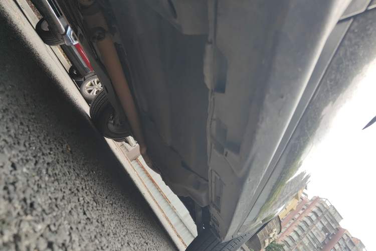 Used Land Rover Range Evoque 2012 2.0T 5-Door YAOZHI Version Chassis Front Left