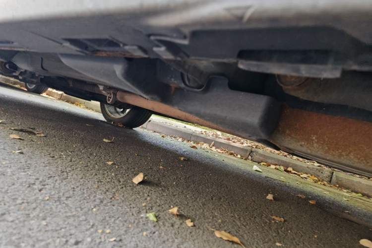 Used Land Rover Range Evoque 2012 2.0T 5-Door Ignite Edition Chassis Rear Left