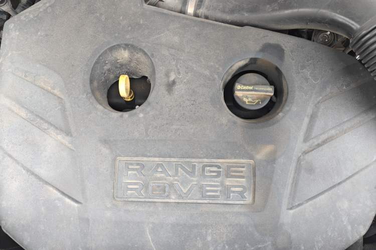 Used Land Rover Range Evoque 2012 2.0T 5-Door Ignite Edition Engine Bay