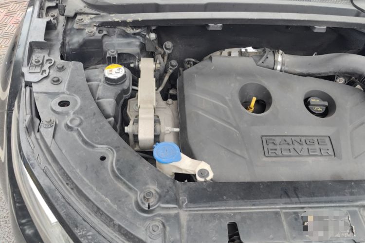 Used Land Rover Range Evoque 2012 2.0T 5-Door YAOZHI Version Engine Bay Right