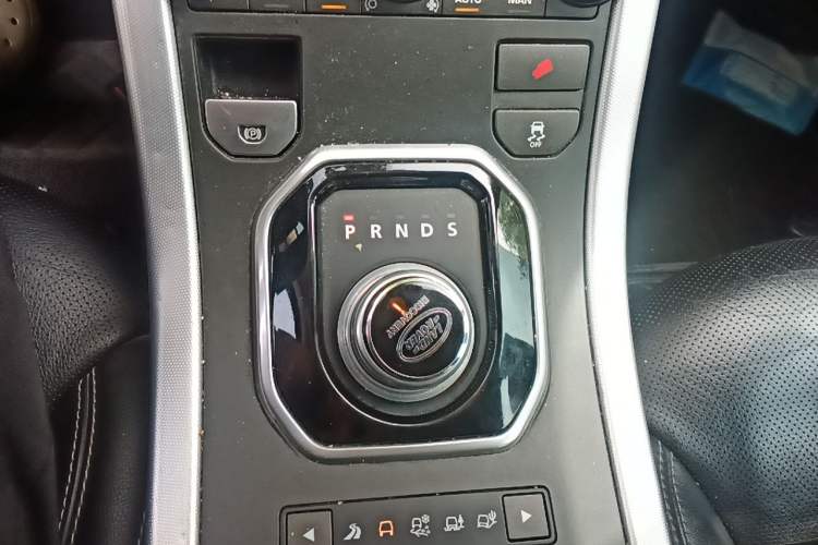 Used Land Rover Range Evoque 2012 2.0T 5-Door Ignite Edition Gear Lever
