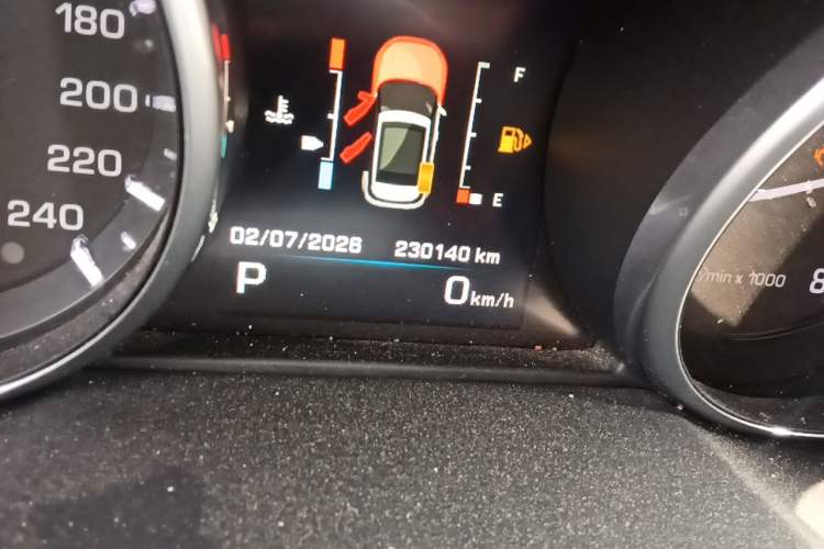 Used Land Rover Range Evoque 2012 2.0T 5-Door Ignite Edition Odometer Close Up