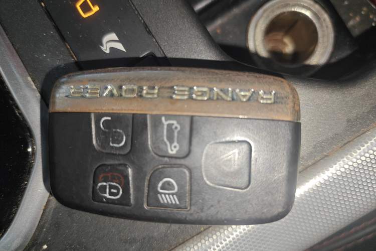 Used Land Rover Range Evoque 2012 2.0T 5-Door Ignite Edition Vehicle Key