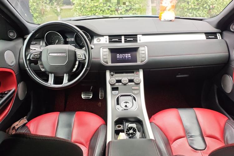 Used Land Rover Range Evoque 2012 2.0T 5-Door Ignite Edition Center Console