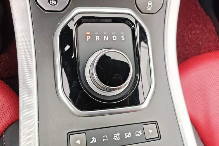 Used Land Rover Range Evoque 2012 2.0T 5-Door Ignite Edition Gear Lever