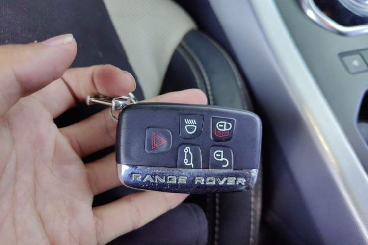 Used Land Rover Range Evoque 2012 2.0T 5-Door Ignite Edition Vehicle Key