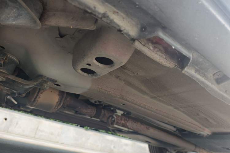 Used Land Rover Range Evoque 2012 2.0T 5-Door YAOZHI Version Chassis Front Left