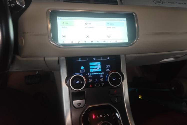 Used Land Rover Range Evoque 2012 2.0T 3-Door YAOZHI Edition Audio And AC Panel