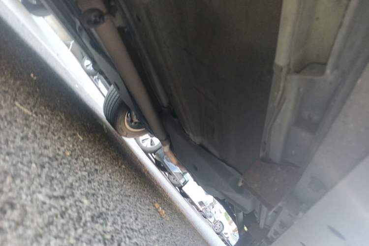 Used Land Rover Range Evoque 2012 2.0T 5-Door YAOZHI Version Chassis Front Left