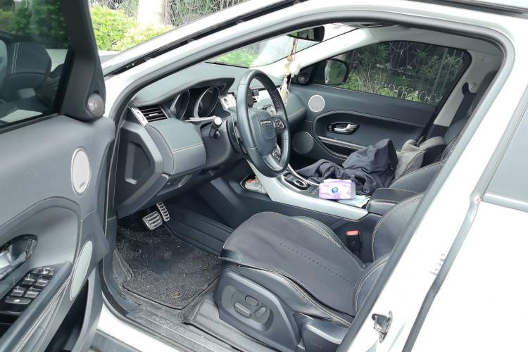 Used Land Rover Range Evoque 2012 2.0T 5-Door Ignite Edition Driver Seat