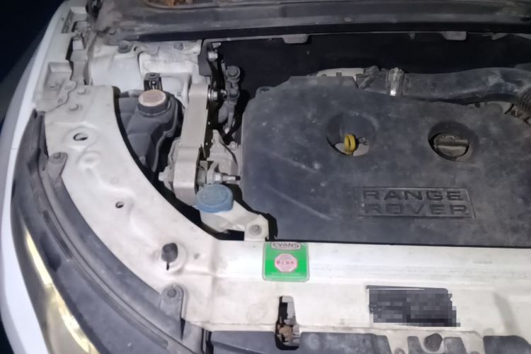 Used Land Rover Range Evoque 2012 2.0T 5-Door Ignite Edition Engine Bay Right