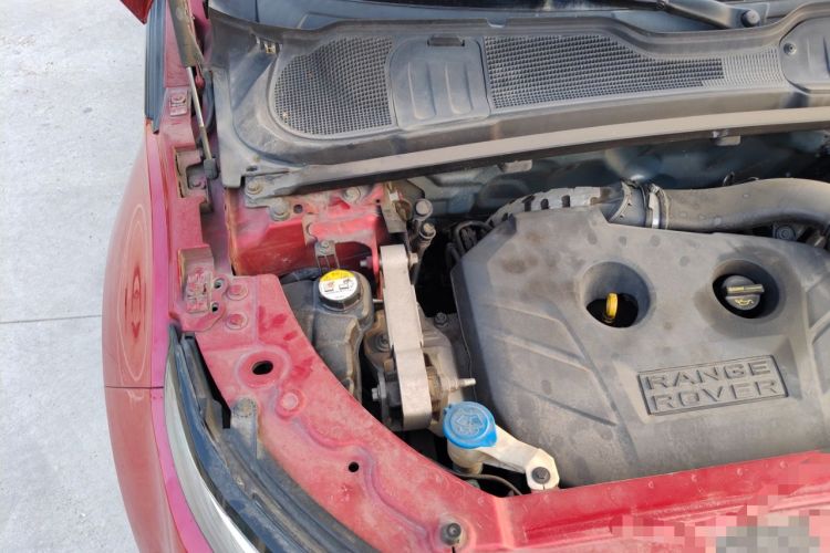 Used Land Rover Range Evoque 2012 2.0T 5-Door Ignite Edition Engine Bay Right