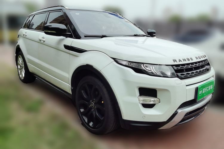 Used Land Rover Range Evoque 2012 2.0T 5-Door Ignite Edition Front Right 45 Deg