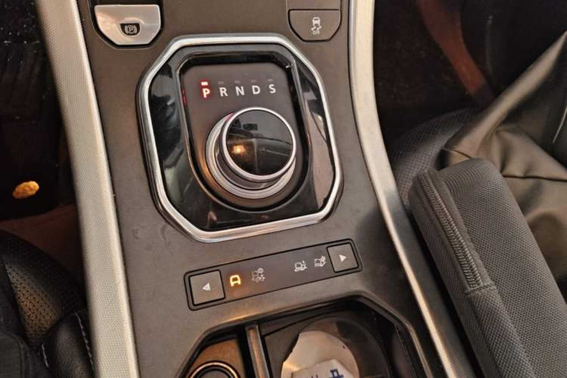 Used Land Rover Range Evoque 2012 2.0T 5-Door Ignite Edition Gear Lever