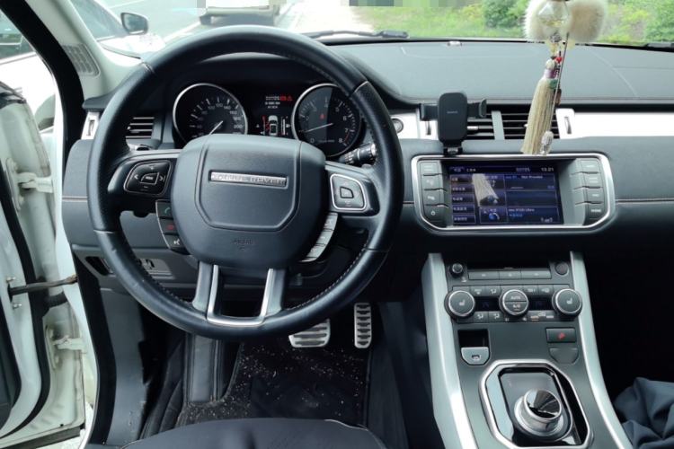 Used Land Rover Range Evoque 2012 2.0T 5-Door Ignite Edition Steering Wheel