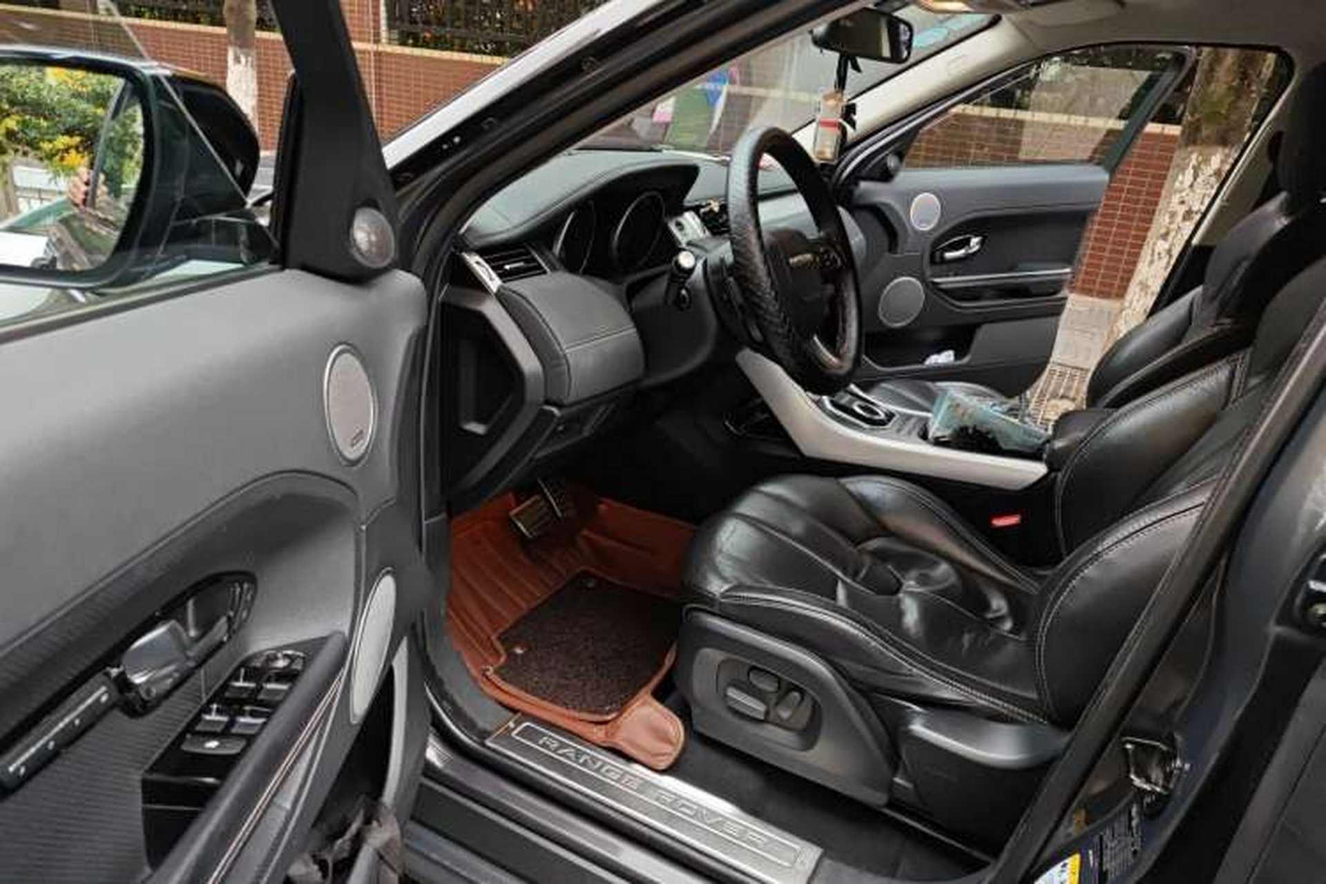 Used Land Rover Range Evoque 2012 2.0T 5-Door YAOZHI Version Driver Seat