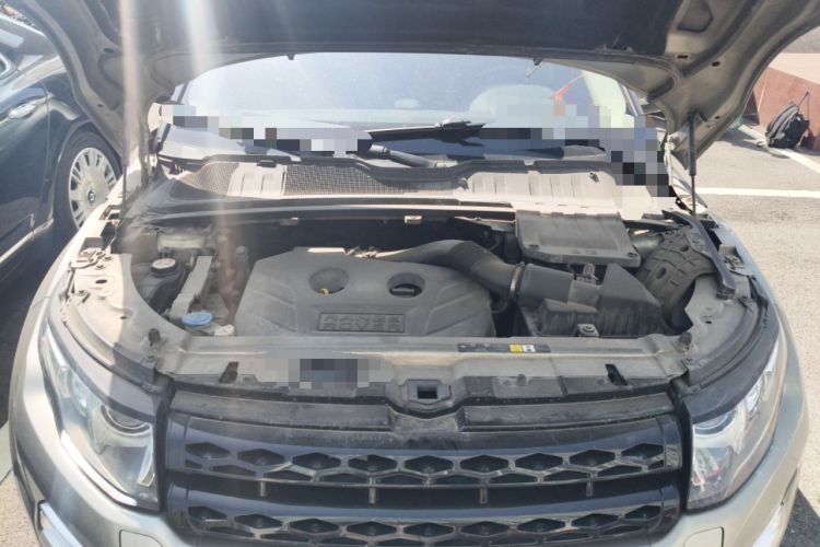 Used Land Rover Range Evoque 2012 2.0T 5-Door YAOZHI Version Engine Bay