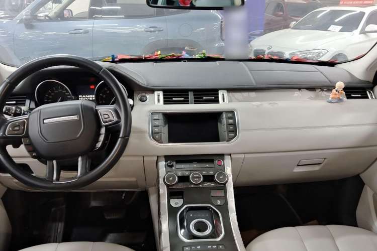 Used Land Rover Range Evoque 2012 2.0T 5-Door YAOZHI Version Interior 1