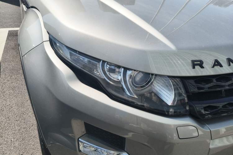 Used Land Rover Range Evoque 2012 2.0T 5-Door YAOZHI Version Right Front Headlight
