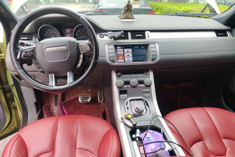 Used Land Rover Range Evoque 2012 2.0T 5-Door YAOZHI Version Center Console