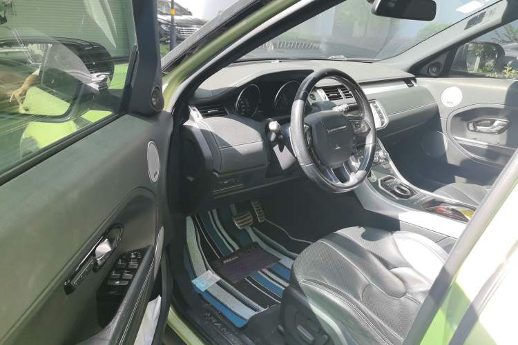 Used Land Rover Range Evoque 2012 2.0T 5-Door Ignite Edition Driver Seat