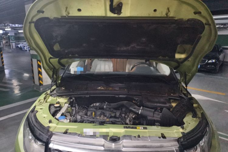 Used Land Rover Range Evoque 2012 2.0T 5-Door YAOZHI Version Engine Bay