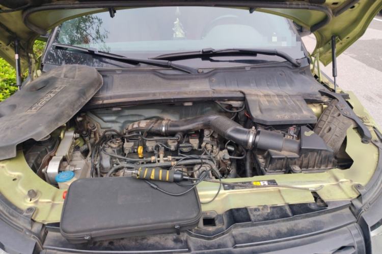 Used Land Rover Range Evoque 2012 2.0T 5-Door YAOZHI Version Engine Bay