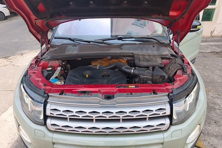 Used Land Rover Range Evoque 2012 2.0T 5-Door YAOZHI Version Engine Bay