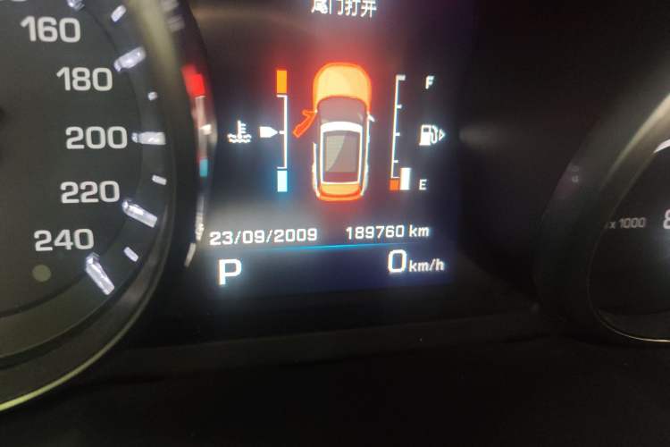 Used Land Rover Range Evoque 2012 2.0T 5-Door Ignite Edition Odometer Close Up