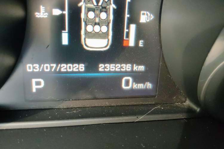 Used Land Rover Range Evoque 2012 2.0T 5-Door Ignite Edition Odometer Close Up