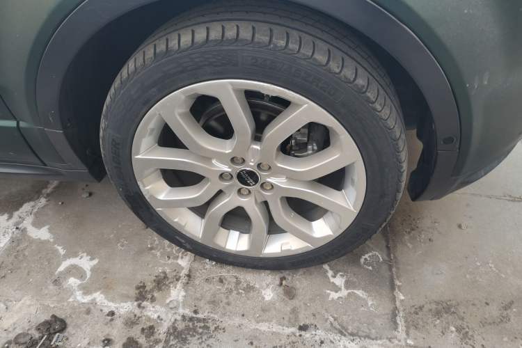 Used Land Rover Range Evoque 2012 2.0T 5-Door Ignite Edition Right Front Wheel Hub