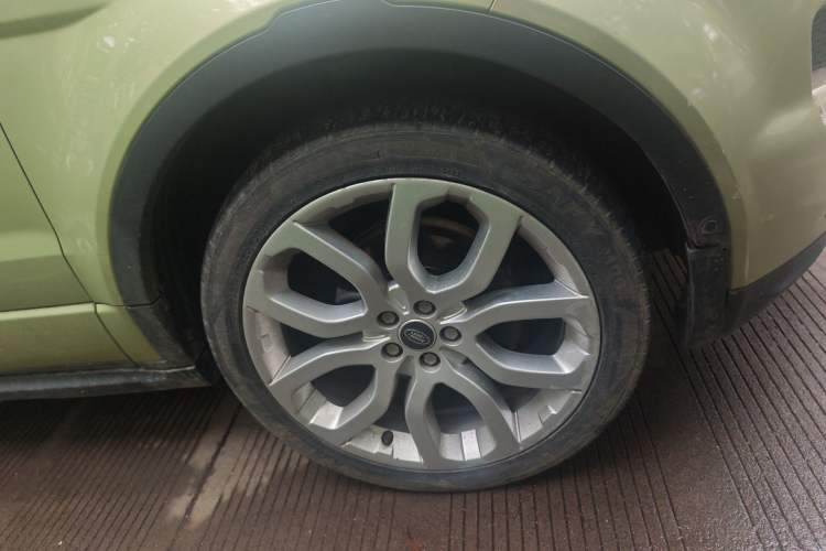 Used Land Rover Range Evoque 2012 2.0T 5-Door Ignite Edition Right Front Wheel Hub