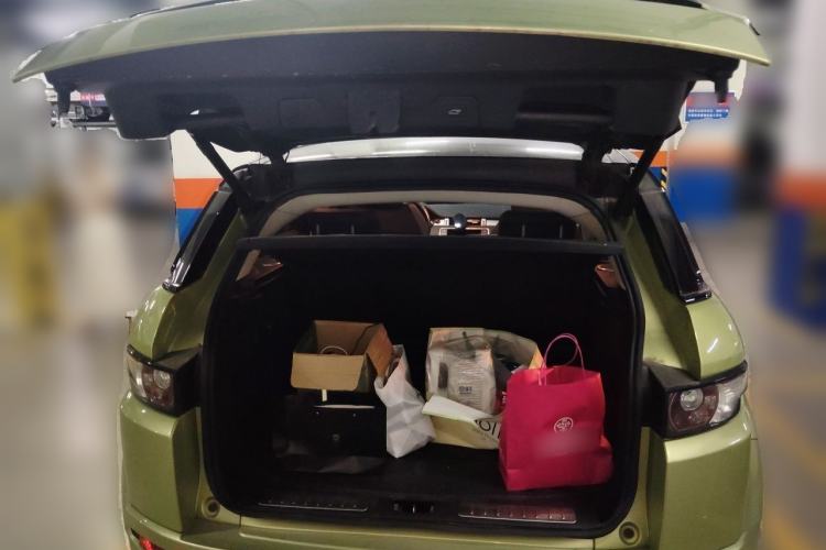 Used Land Rover Range Evoque 2012 2.0T 5-Door Ignite Edition Trunk