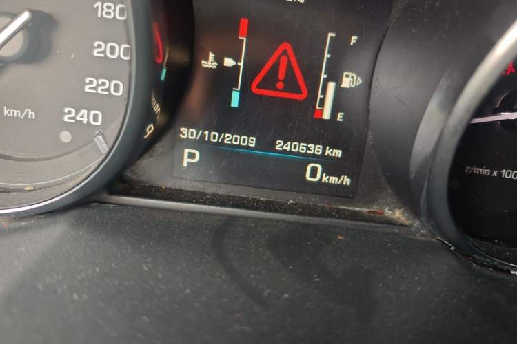 Used Land Rover Range Evoque 2012 2.0T 5-Door YAOZHI Version Odometer Close Up