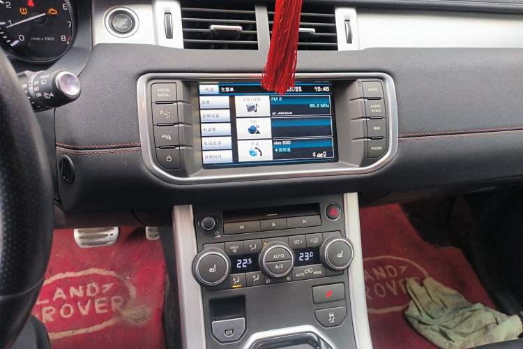 Used Land Rover Range Evoque 2012 2.0T 3-Door Ignite Edition Audio And AC Panel