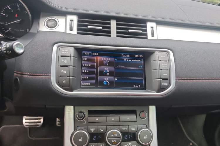 Used Land Rover Range Evoque 2012 2.0T 5-Door Ignite Edition Audio And AC Panel