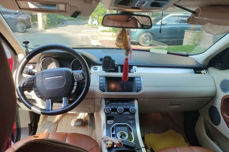 Used Land Rover Range Evoque 2012 2.0T 5-Door YAOZHI Version Center Console