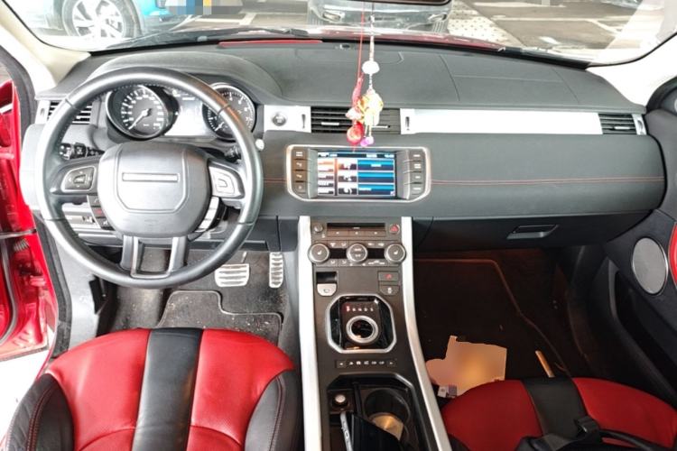 Used Land Rover Range Evoque 2012 2.0T 3-Door Ignite Edition Center Console