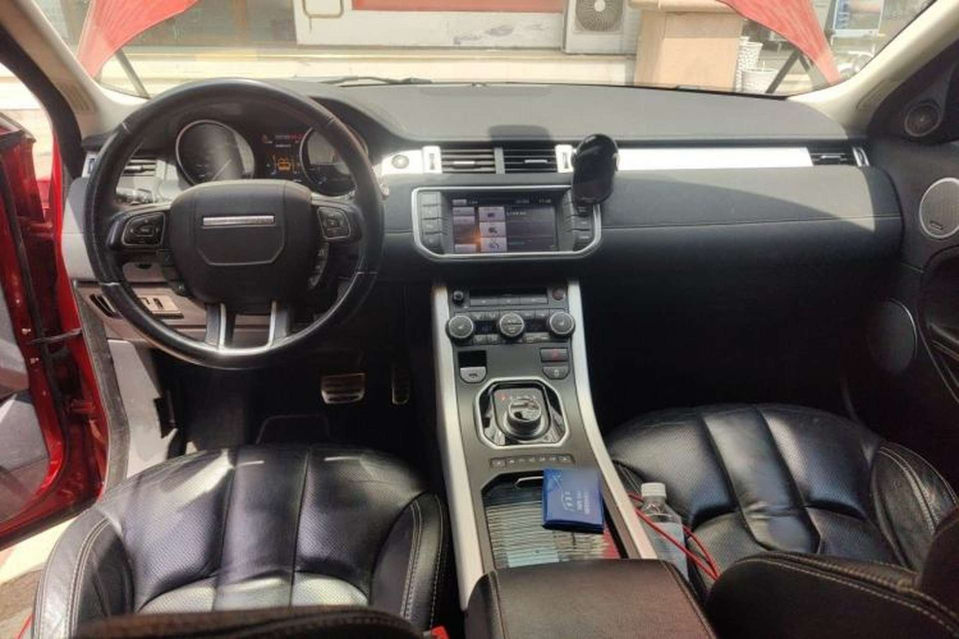 Used Land Rover Range Evoque 2012 2.0T 5-Door Ignite Edition Center Console
