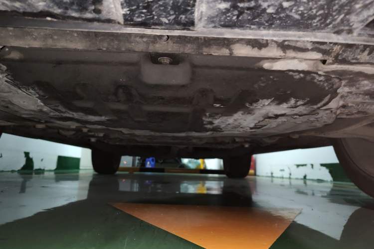 Used Land Rover Range Evoque 2012 2.0T 5-Door Ignite Edition Chassis Front