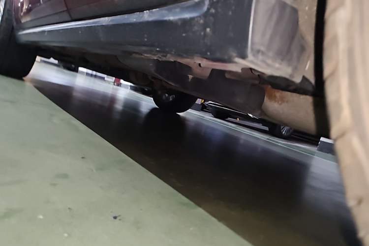 Used Land Rover Range Evoque 2012 2.0T 5-Door Ignite Edition Chassis Rear Left