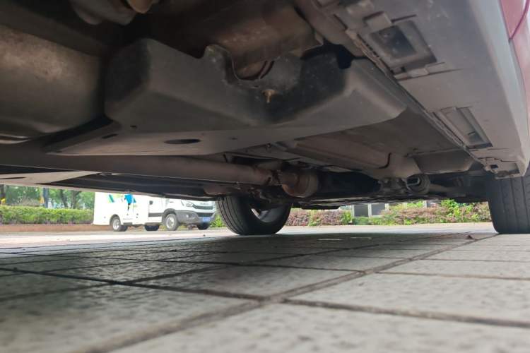 Used Land Rover Range Evoque 2012 2.0T 5-Door Ignite Edition Chassis Rear Right