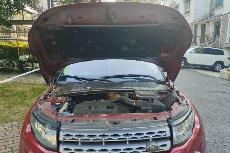 Used Land Rover Range Evoque 2012 2.0T 5-Door YAOZHI Version Engine Bay