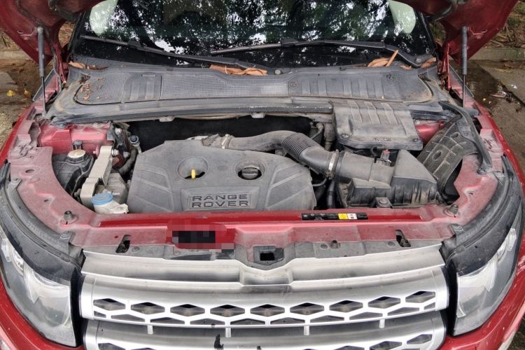 Used Land Rover Range Evoque 2012 2.0T 3-Door YAOZHI Edition Engine Bay