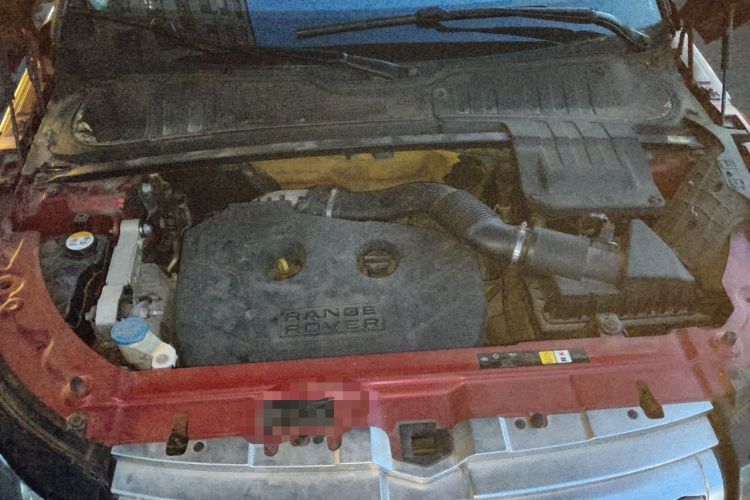 Used Land Rover Range Evoque 2012 2.0T 5-Door Ignite Edition Engine Bay