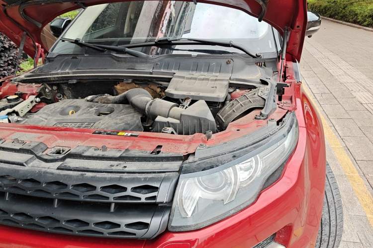 Used Land Rover Range Evoque 2012 2.0T 5-Door YAOZHI Version Engine Bay Left