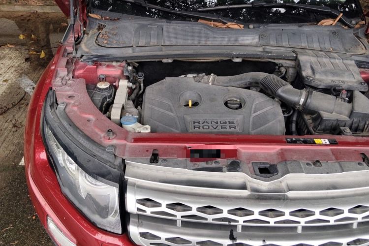 Used Land Rover Range Evoque 2012 2.0T 3-Door YAOZHI Edition Engine Bay Right