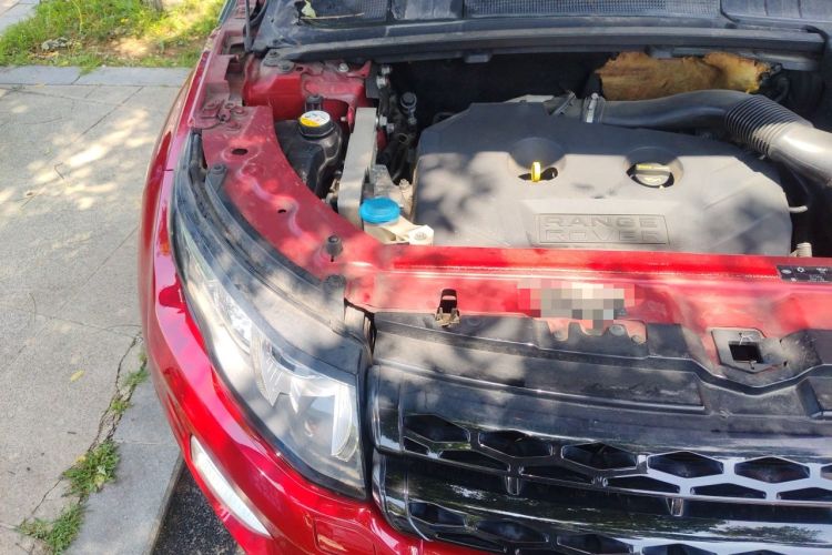 Used Land Rover Range Evoque 2012 2.0T 5-Door Ignite Edition Engine Bay Right